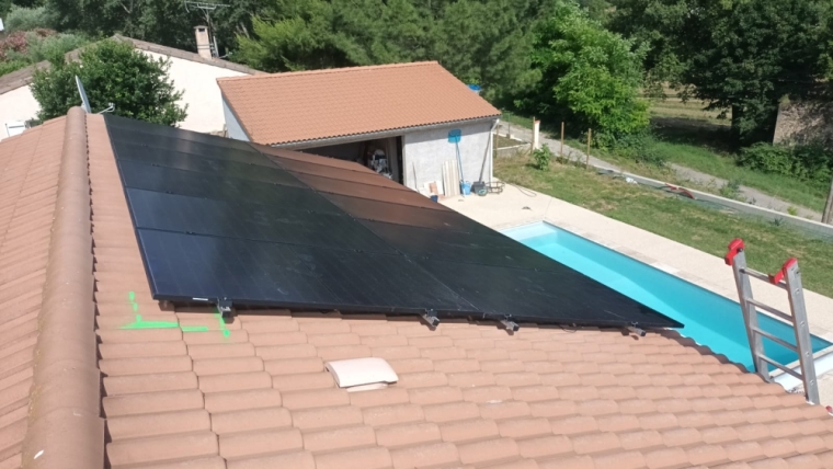 Installation photovoltaïque près de Crest, Montélimar, Éconergies