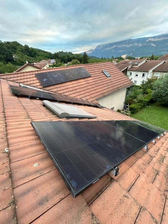 Installation photovoltaïque près de Grenoble, Montélimar, Éconergies