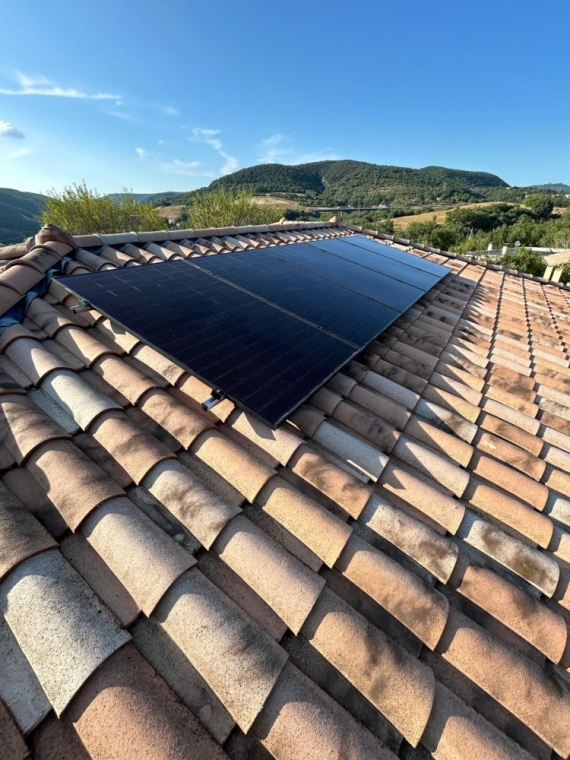 Installation photovoltaïque près de Montélimar, Montélimar, Éconergies